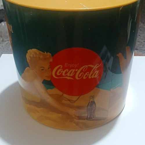 Coca cola large round plastic - coca-cola,